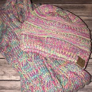 C.C. Beanie, Gloves & Infiniti Scarf!